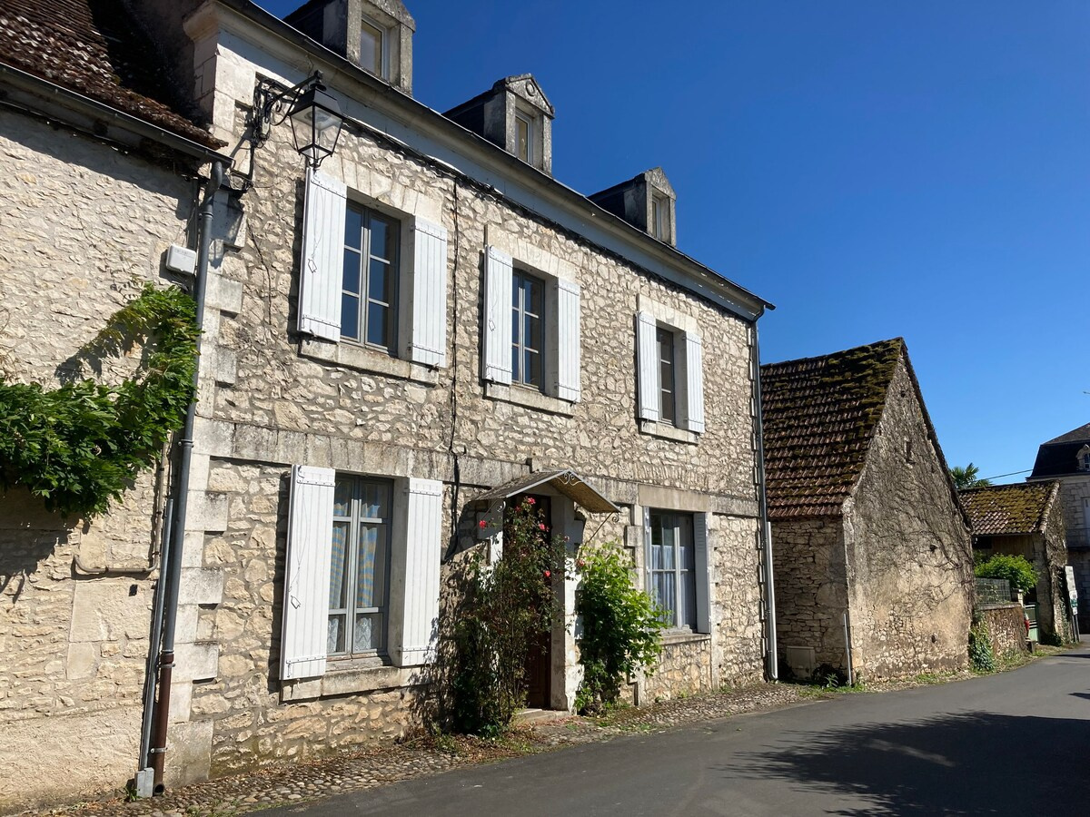 Agence immobilière de LES PETITES LOTOISES